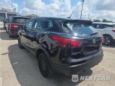 2019 Nissan Rogue Sport S - zdjęcie 2 z 23 - miniatura