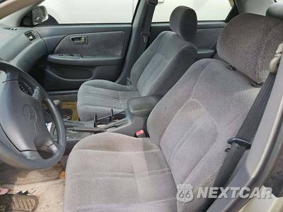 2000 Toyota Camry LE - zdjęcie 6 z 29 - miniatura