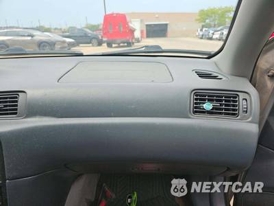 2000 Toyota Camry LE - zdjęcie 19 z 29 - miniatura