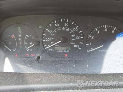 2000 Toyota Camry LE - zdjęcie 9 z 29 - miniatura