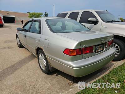 2000 Toyota Camry LE - zdjęcie 2 z 29 - miniatura