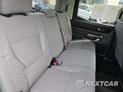 2024 Toyota Tundra SR5 Crew Cab Short Bed - zdjęcie 13 z 21 - miniatura