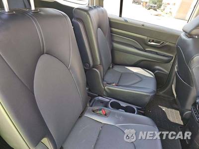 2024 Toyota Grand Highlander XLE - zdjęcie 14 z 26 - miniatura