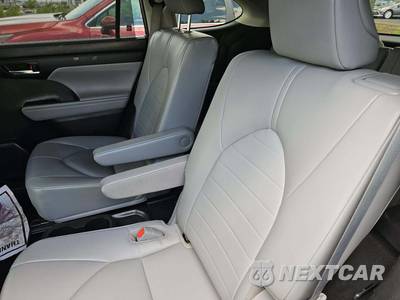 2023 Toyota Highlander XLE - zdjęcie 13 z 25 - miniatura
