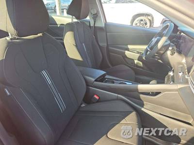 2024 Hyundai Elantra Hybrid Blue - zdjęcie 18 z 27 - miniatura