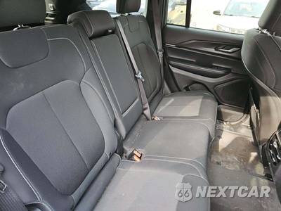 2025 Jeep Grand Cherokee Laredo - zdjęcie 13 z 21 - miniatura