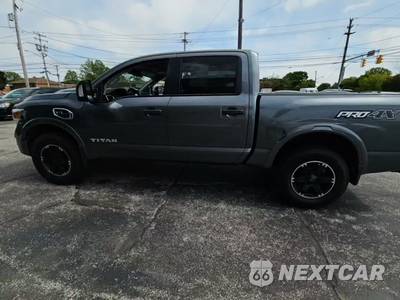 2017 Nissan TITAN PRO-4X Crew Cab Short Bed - zdjęcie 3 z 24 - miniatura
