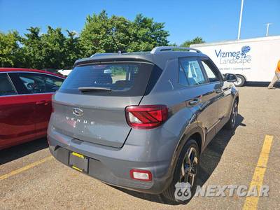 2025 Hyundai Venue SEL - zdjęcie 3 z 24 - miniatura