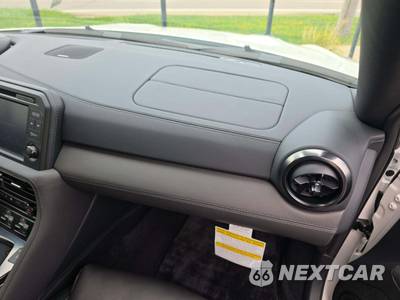 2020 Nissan GT-R Premium - zdjęcie 19 z 21 - miniatura