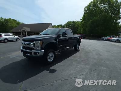 2018 Ford Super Duty F-350 XLT Crew Cab Medium Bed