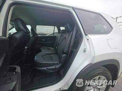 2024 Toyota Grand Highlander XLE - zdjęcie 13 z 23 - miniatura