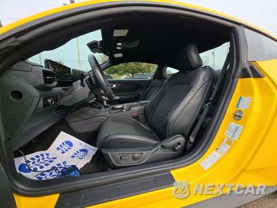 2024 Ford Mustang GT Coupe - zdjęcie 3 z 19 - miniatura