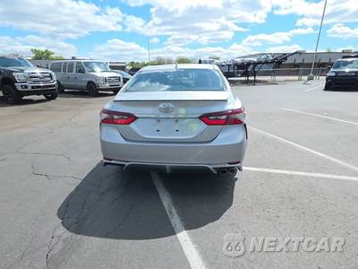 2024 Toyota Camry SE - zdjęcie 4 z 31 - miniatura