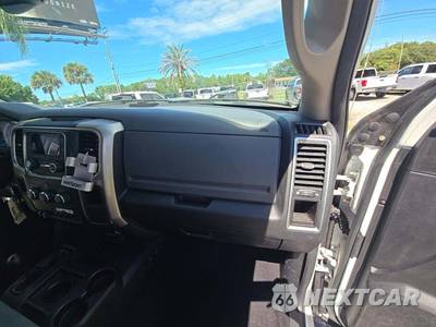 2017 Ram 3500 Tradesman Regular Cab Long Bed - zdjęcie 16 z 22 - miniatura