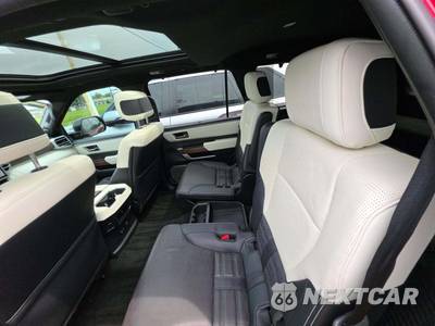 2023 Toyota Sequoia Capstone - zdjęcie 13 z 22 - miniatura