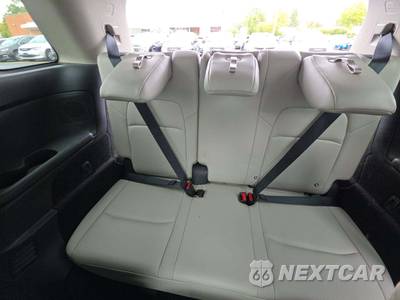 2023 Nissan Pathfinder SL - zdjęcie 14 z 27 - miniatura