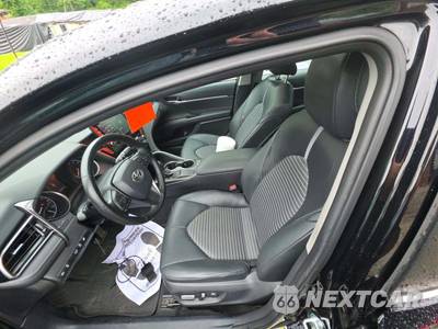 2021 Toyota Camry SE - zdjęcie 6 z 21 - miniatura