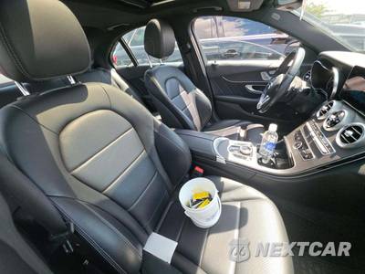 2020 Mercedes-Benz C 300 4MATIC Sedan - zdjęcie 18 z 21 - miniatura