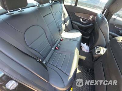 2020 Mercedes-Benz C 300 4MATIC Sedan - zdjęcie 16 z 21 - miniatura