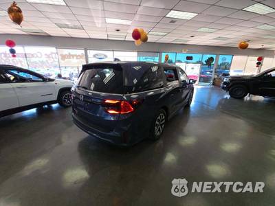 2025 Honda Odyssey EX-L 118.1" WB - zdjęcie 3 z 23 - miniatura