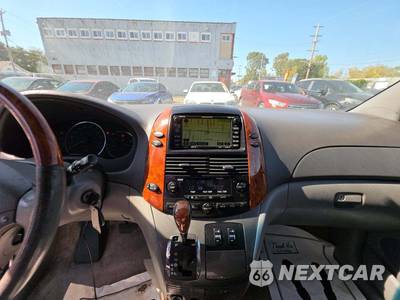 2010 Toyota Sienna XLE Limited Minivan 7-Passenger 119.3" WB - zdjęcie 10 z 32 - miniatura