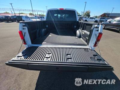 2020 Ford F-150 Lariat Crew Cab Short Bed - zdjęcie 14 z 20 - miniatura