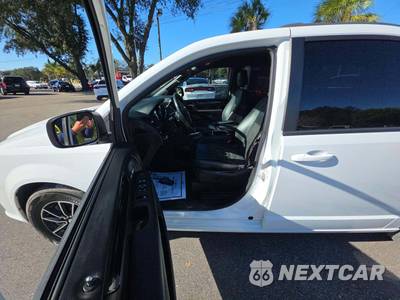 2019 Dodge Grand Caravan SXT 121.2" WB - zdjęcie 3 z 20 - miniatura