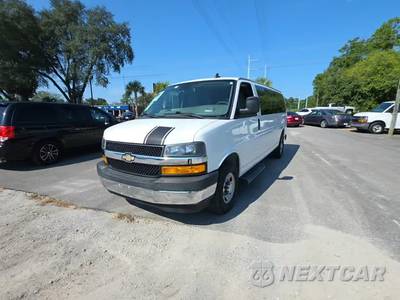 2019 Chevrolet Express 3500 Passenger Van LT 1LT 155.0" WB