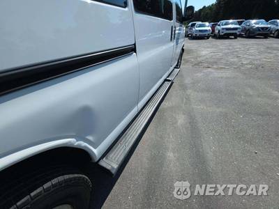 2019 Chevrolet Express 3500 Passenger Van LT 1LT 155.0" WB - zdjęcie 22 z 23 - miniatura