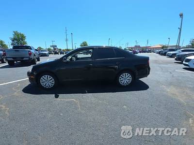 2010 Volkswagen Jetta Sedan S - zdjęcie 3 z 25 - miniatura