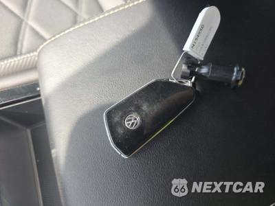2025 Volkswagen Atlas Cross Sport 2.0T SE w/Technology - zdjęcie 5 z 20 - miniatura
