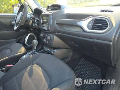 2018 Jeep Renegade Latitude - zdjęcie 16 z 21 - miniatura