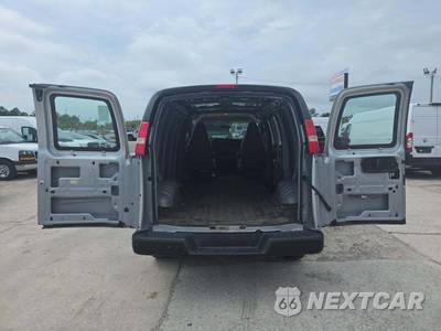 2018 Chevrolet Express 2500 Cargo Van 1WT 135.0" WB - zdjęcie 11 z 28 - miniatura