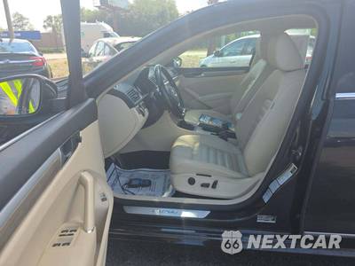 2017 Volkswagen Passat 1.8T SEL Premium - zdjęcie 3 z 18 - miniatura