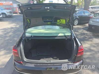 2017 Volkswagen Passat 1.8T SEL Premium - zdjęcie 11 z 18 - miniatura