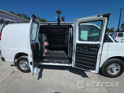 2021 Chevrolet Express 2500 Cargo Van 1WT 135.2" WB - zdjęcie 13 z 24 - miniatura