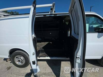 2024 GMC Savana 2500 Cargo Van 1WT 135.0" WB - zdjęcie 13 z 21 - miniatura