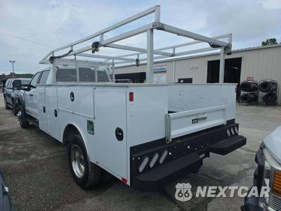 2025 Ford Super Duty F-550 Cab Chassis XL Crew Cab DRW - zdjęcie 2 z 20 - miniatura