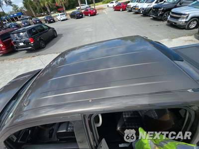 2017 Nissan TITAN Platinum Reserve Crew Cab Short Bed - zdjęcie 9 z 20 - miniatura