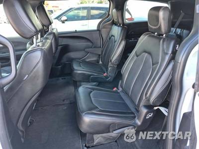 2027 Chrysler Pacifica Select 121.6" WB - zdjęcie 13 z 23 - miniatura