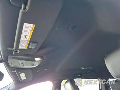 2027 Chrysler Pacifica Select 121.6" WB - zdjęcie 11 z 23 - miniatura