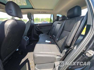 2018 Volkswagen Tiguan SEL - zdjęcie 10 z 18 - miniatura