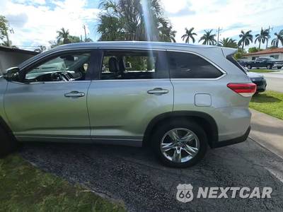 2019 Toyota Highlander Limited - zdjęcie 3 z 32 - miniatura