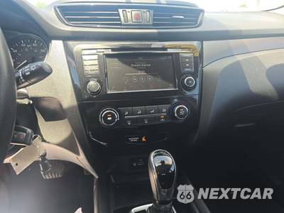 2020 Nissan Rogue Sport S - zdjęcie 7 z 21 - miniatura