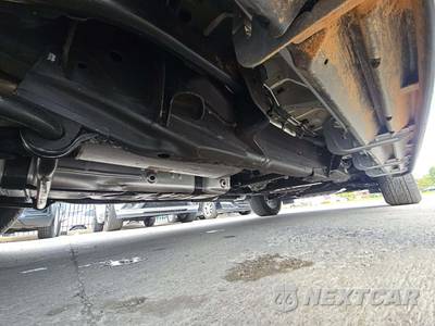 2025 Chevrolet Suburban LT 1LT - zdjęcie 18 z 21 - miniatura