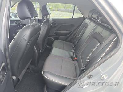 2022 Hyundai Venue Limited - zdjęcie 10 z 18 - miniatura