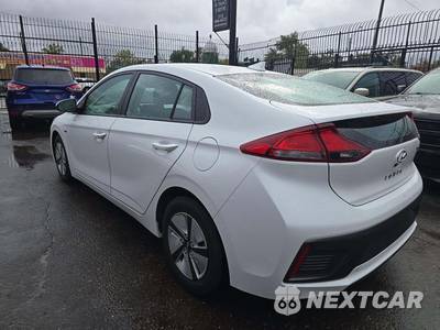 2020 Hyundai Ioniq Hybrid Blue - zdjęcie 2 z 22 - miniatura