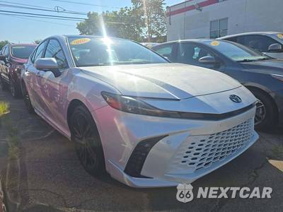 2026 Toyota Camry XSE - zdjęcie 4 z 20 - miniatura