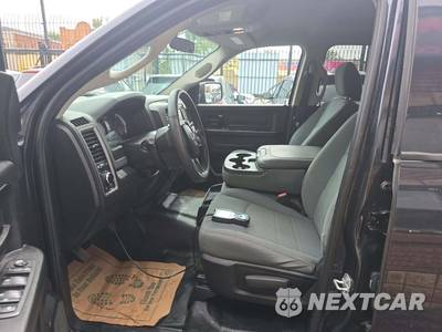 2019 Ram 1500 Classic Tradesman Crew Cab Short Bed - zdjęcie 6 z 22 - miniatura
