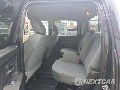 2019 Ram 1500 Classic Tradesman Crew Cab Short Bed - zdjęcie 13 z 22 - miniatura